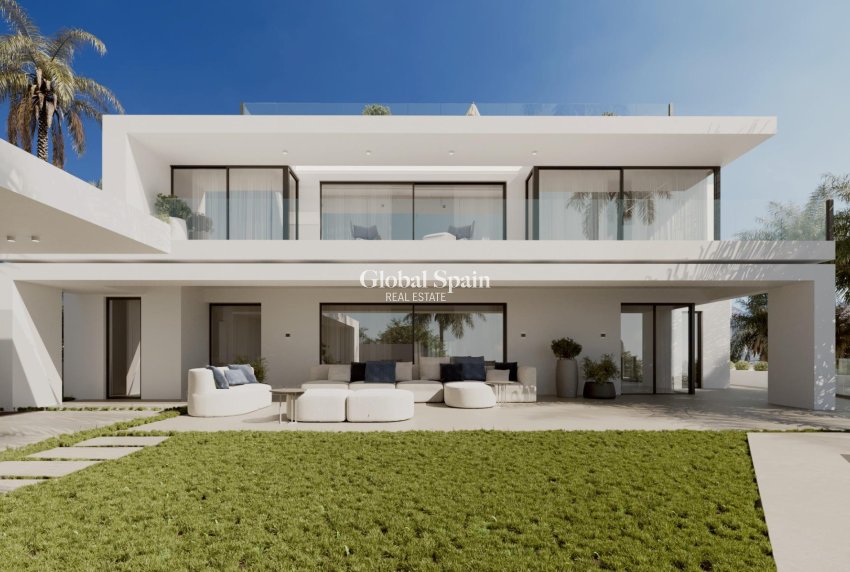 Nowo zbudowane - WILLA  -
MARBELLA - 