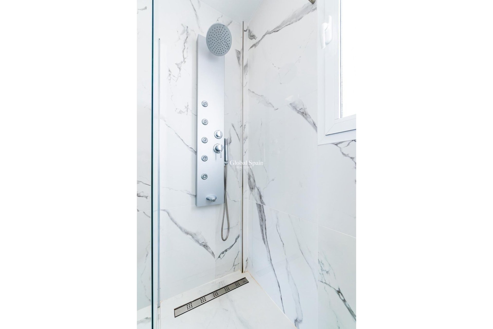 Nowo zbudowane - Willa -
ORIHUELA COSTA - Pau 26