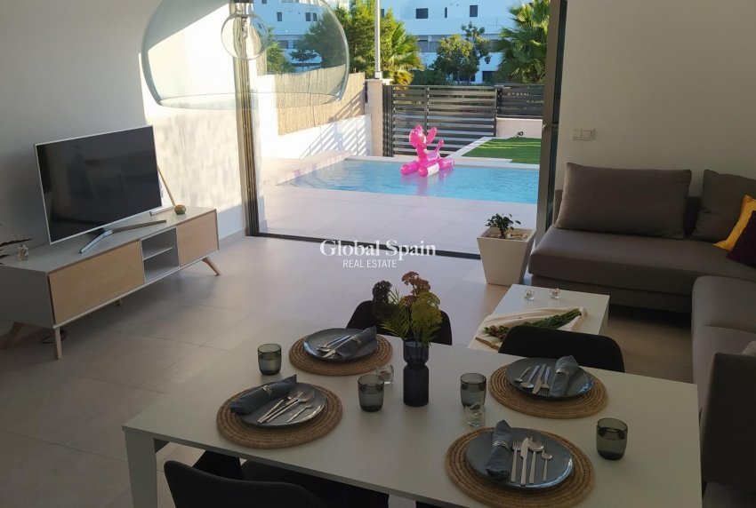 Nowo zbudowane - WILLA  -
ORIHUELA COSTA - PAU 8