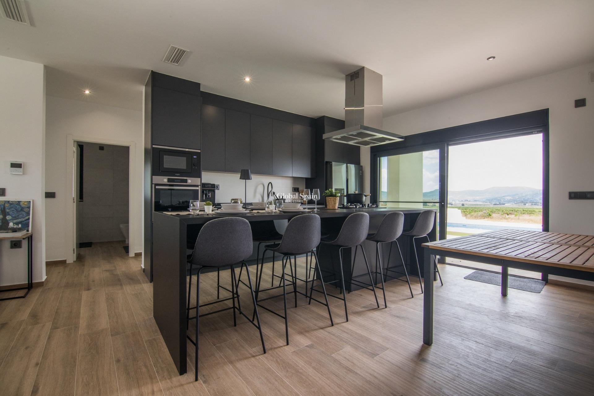 Nowo zbudowane - Willa -
Pinoso - 