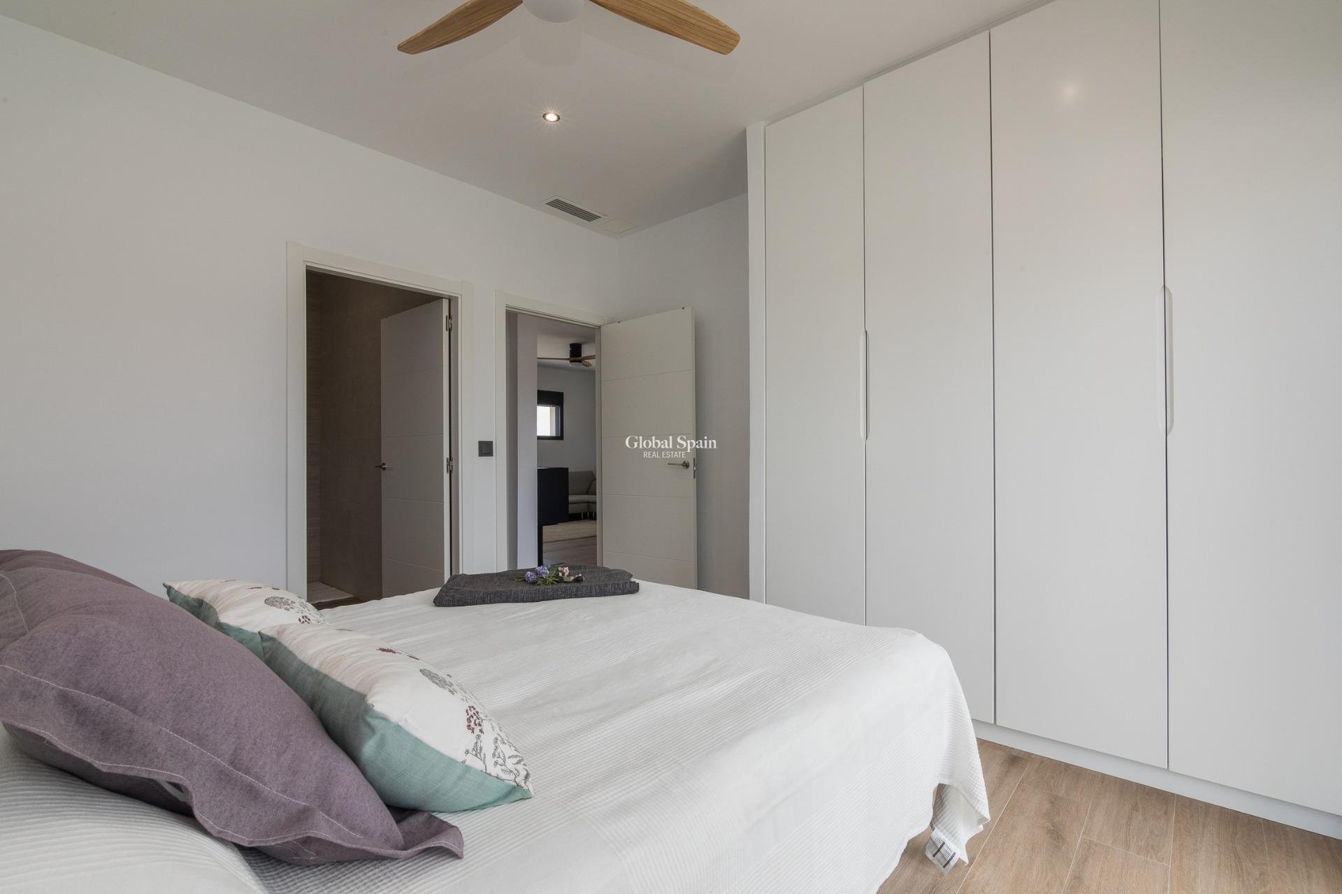 Nowo zbudowane - Willa -
Pinoso - 