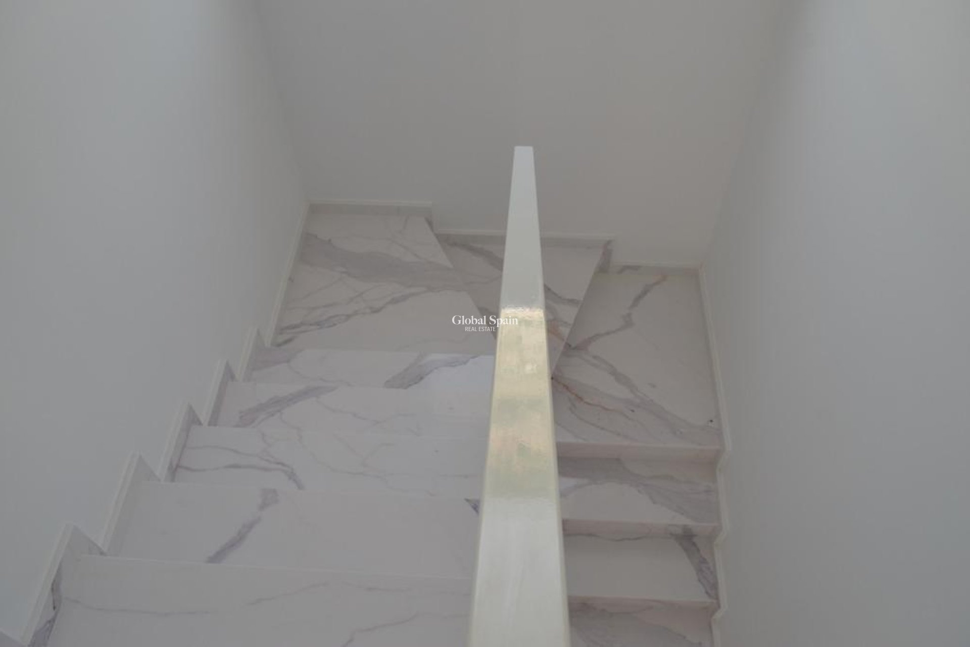 Nowo zbudowane - Willa -
Pinoso - 