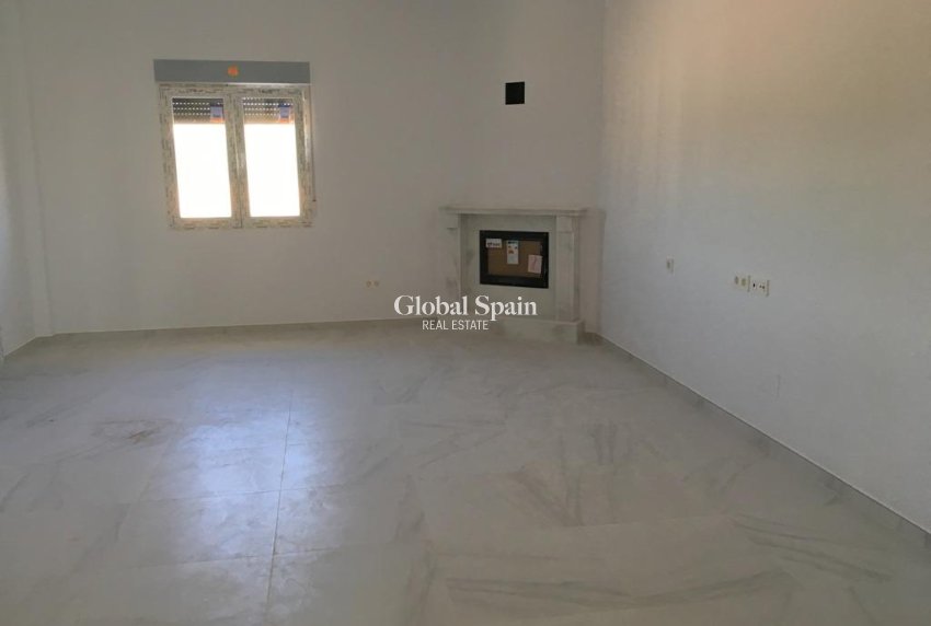 Nowo zbudowane - Willa -
Pinoso - 