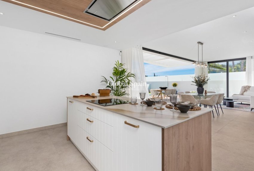 Nowo zbudowane - Willa -
POLOP - Urbanizaciones