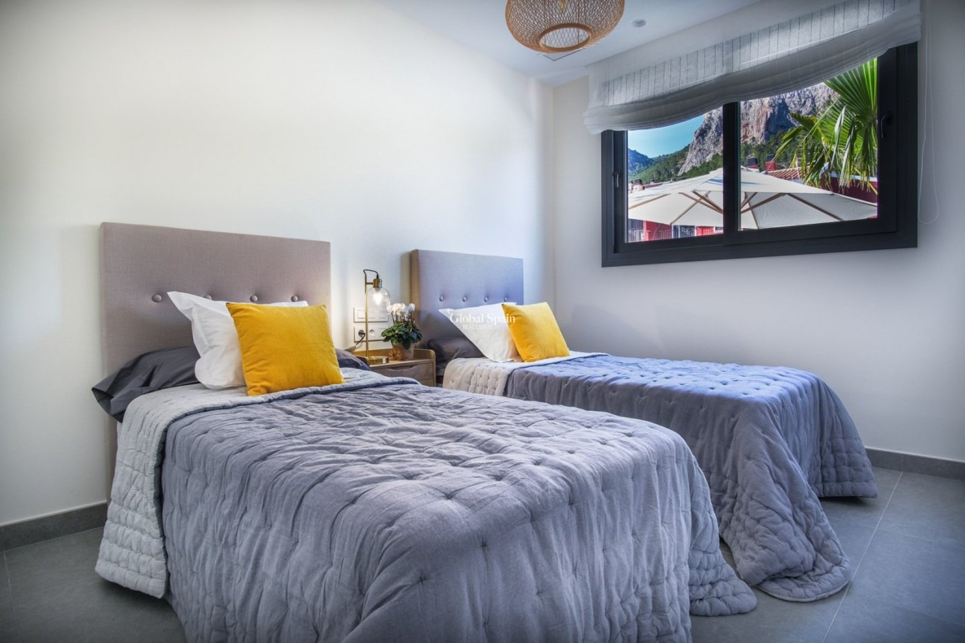 Nowo zbudowane - Willa -
POLOP - Urbanizaciones