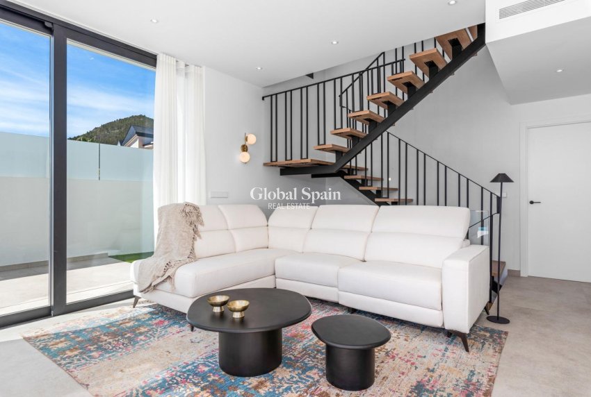 Nowo zbudowane - WILLA  -
POLOP - Urbanizaciones