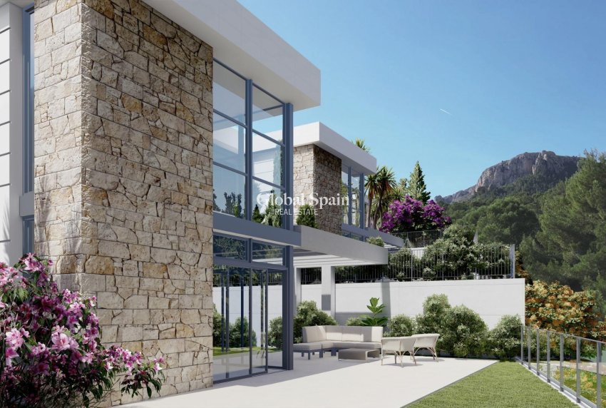 Nowo zbudowane - WILLA  -
POLOP - 