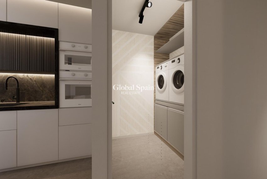 Nowo zbudowane - Willa -
ROJALES - 