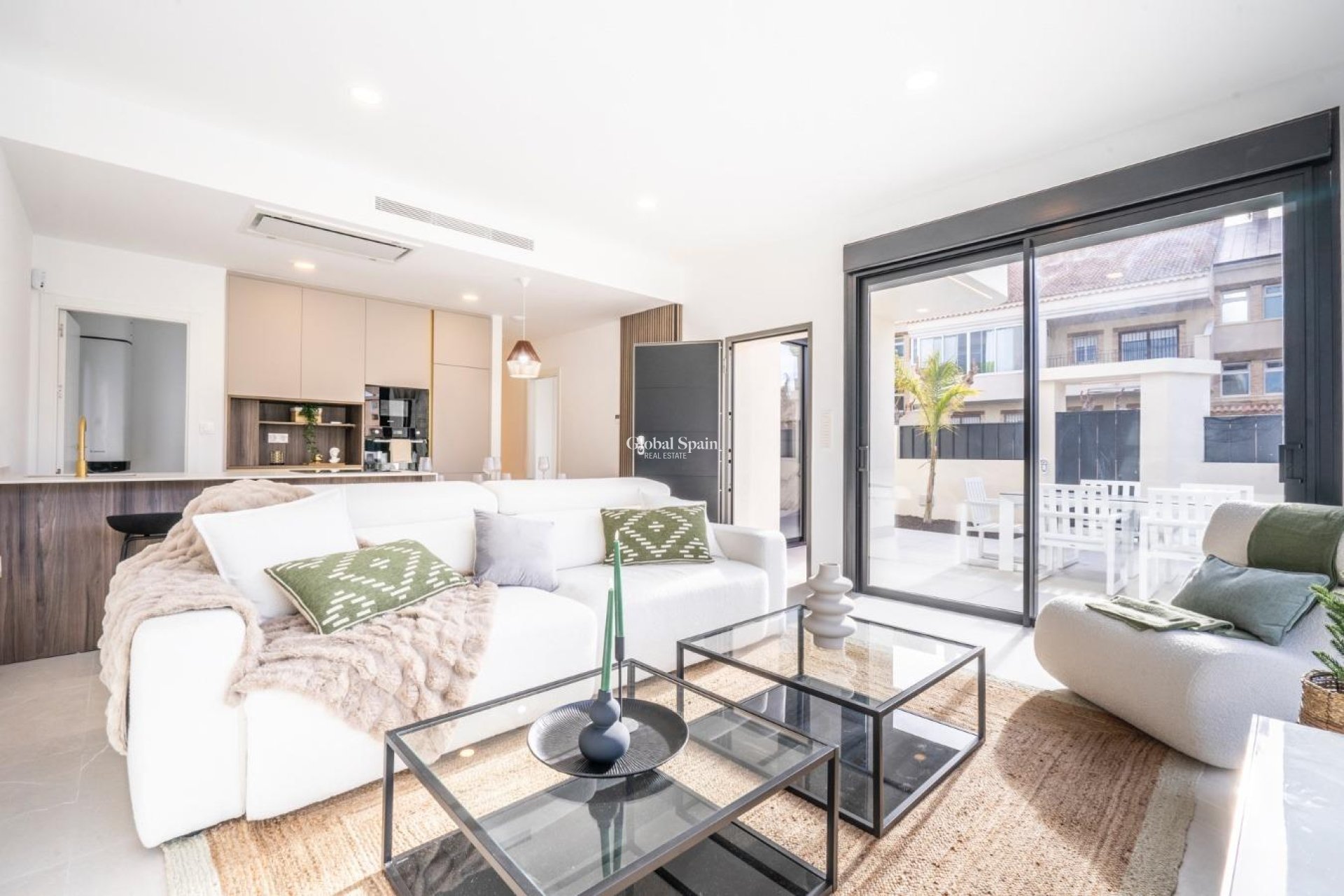 Nowo zbudowane - WILLA  -
TORRE PACHECO - Roldán