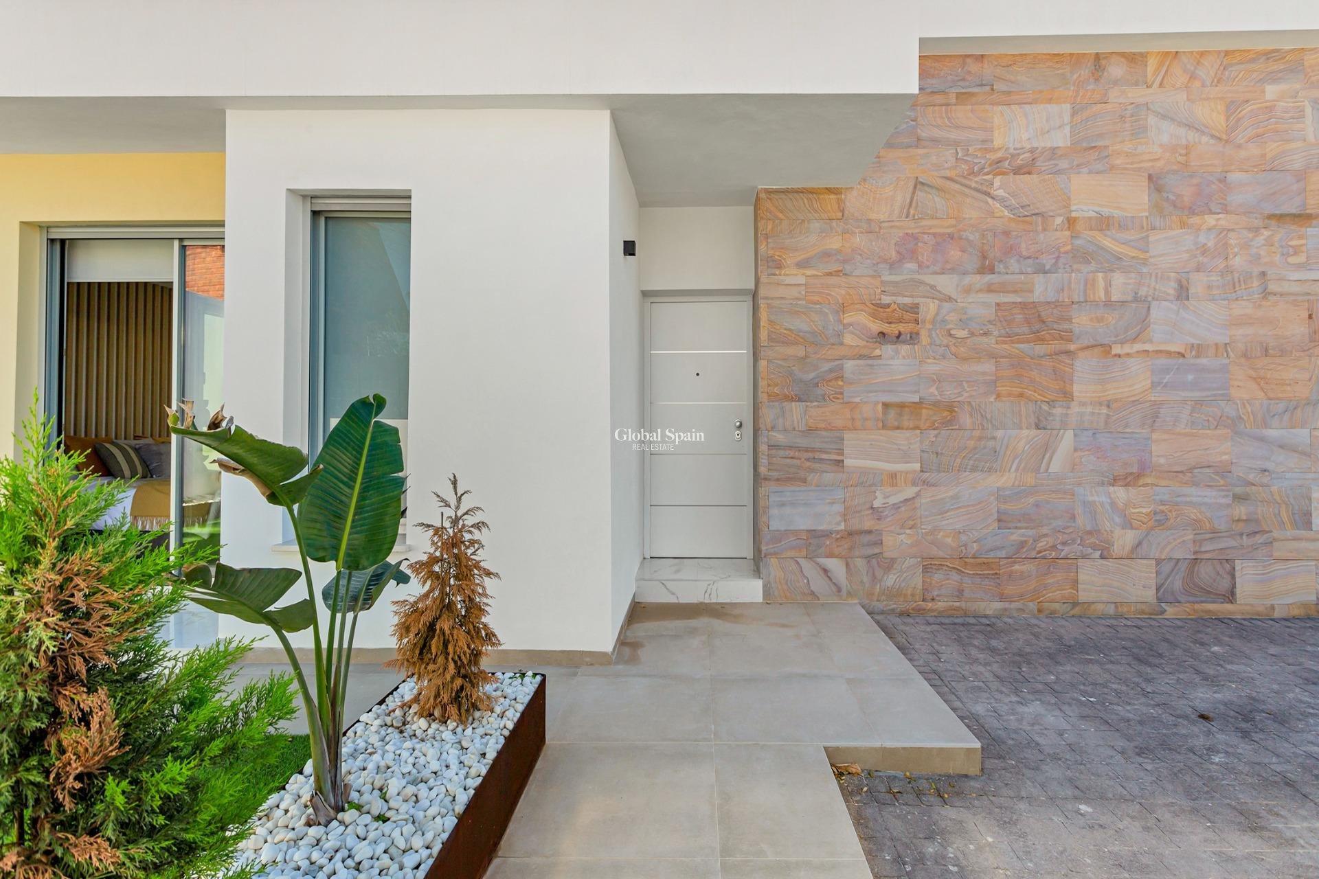 Nowo zbudowane - Willa -
TORREVIEJA - LOS BALCONES - LOS ALTOS