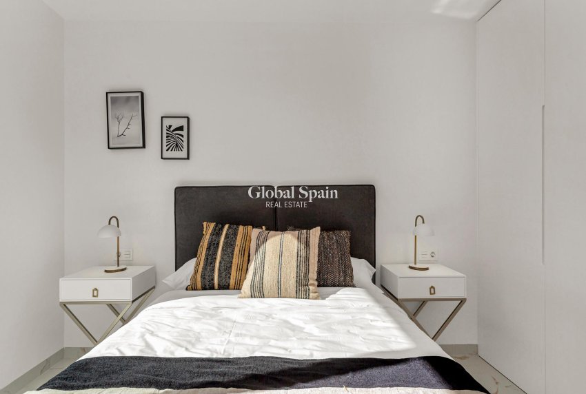 Nowo zbudowane - Willa -
TORREVIEJA - LOS BALCONES - LOS ALTOS