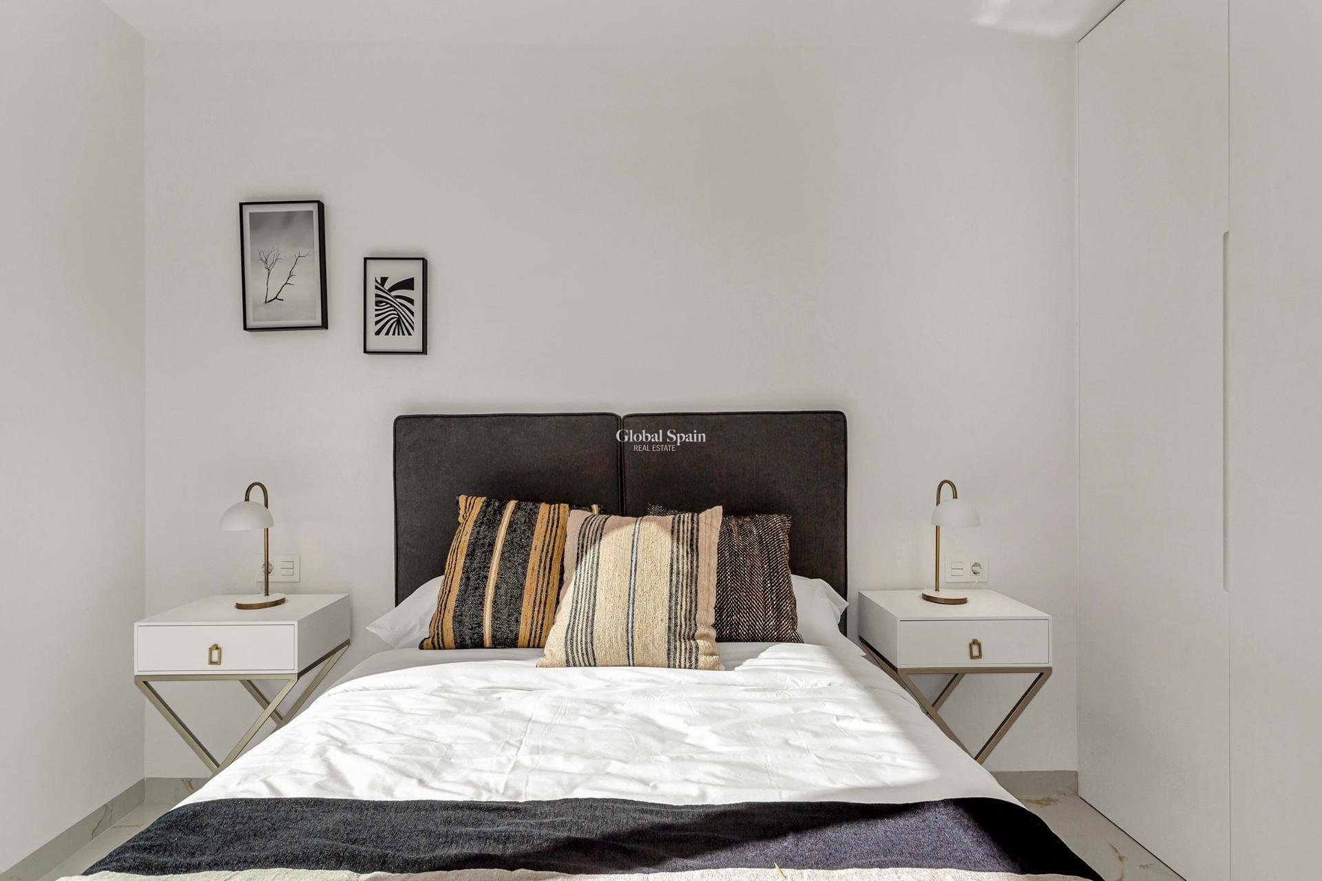 Nowo zbudowane - Willa -
TORREVIEJA - LOS BALCONES - LOS ALTOS