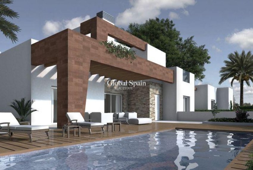 Nowo zbudowane - WILLA  -
TORREVIEJA - LOS BALCONES - LOS ALTOS