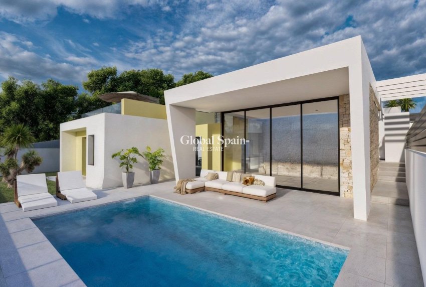 Nowo zbudowane - WILLA  -
TORREVIEJA - LOS BALCONES - LOS ALTOS