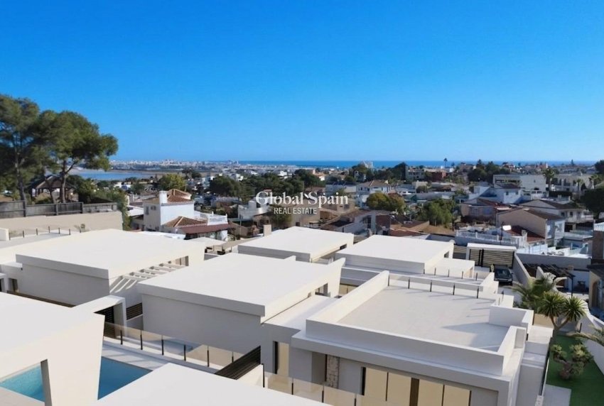 Nowo zbudowane - WILLA  -
TORREVIEJA - LOS BALCONES - LOS ALTOS