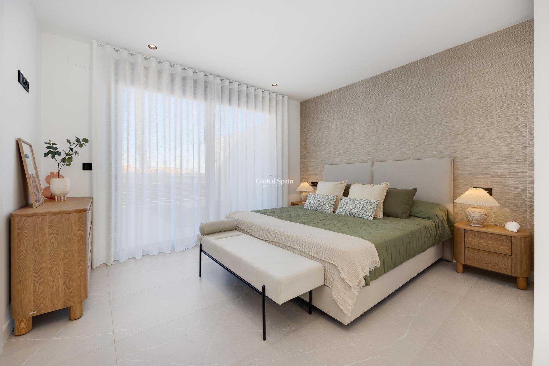 Nowo zbudowane - WILLA  -
TORREVIEJA - Sector 25