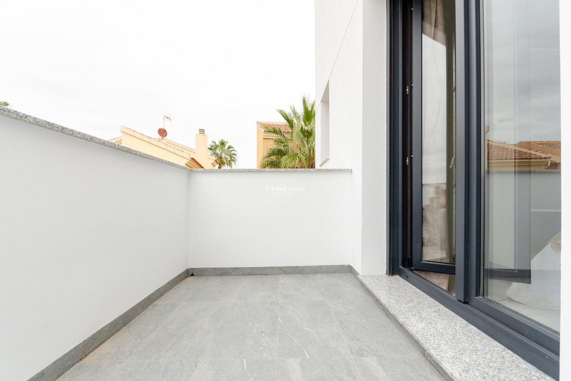 Nowo zbudowane - WILLA  -
TORREVIEJA - Torretas