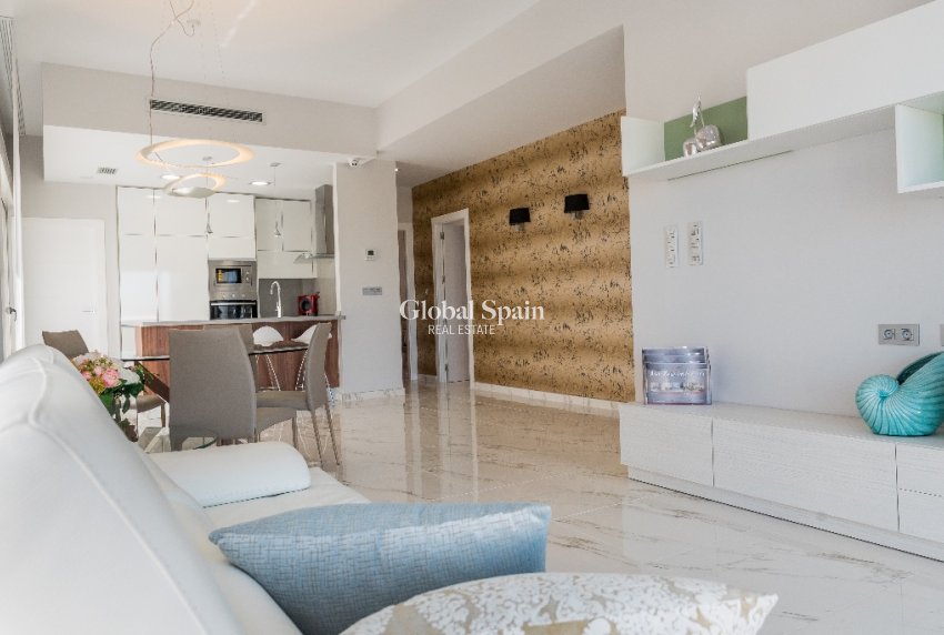 Nowo zbudowane - Willa -
VILLAMARTÍN