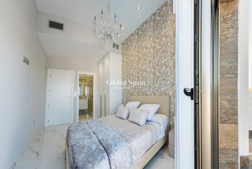 Nowo zbudowane - Willa -
VILLAMARTÍN