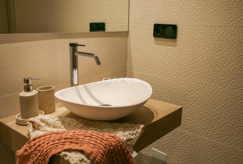 Nueva construcción  - APARTAMENTO -
ALGORFA - LA FINCA GOLF / ALGORFA