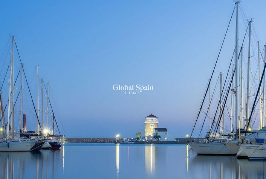 Nueva construcción  - APARTAMENTO -
ALMERIMAR - Almerimar