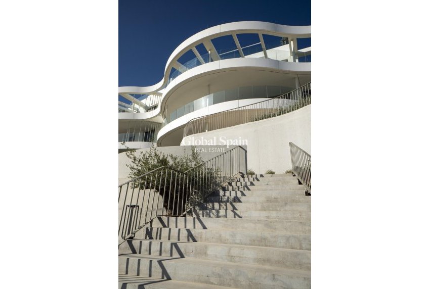 Nueva construcción  - APARTAMENTO -
BENAHAVÍS - Las Colinas de Marbella