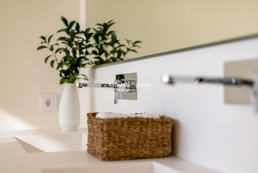 Nueva construcción  - APARTAMENTO -
Benahavis - Parque Botanico