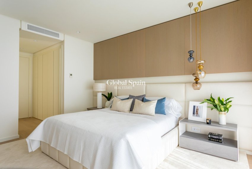 Nueva construcción  - APARTAMENTO -
BENAHAVÍS - Parque Botanico
