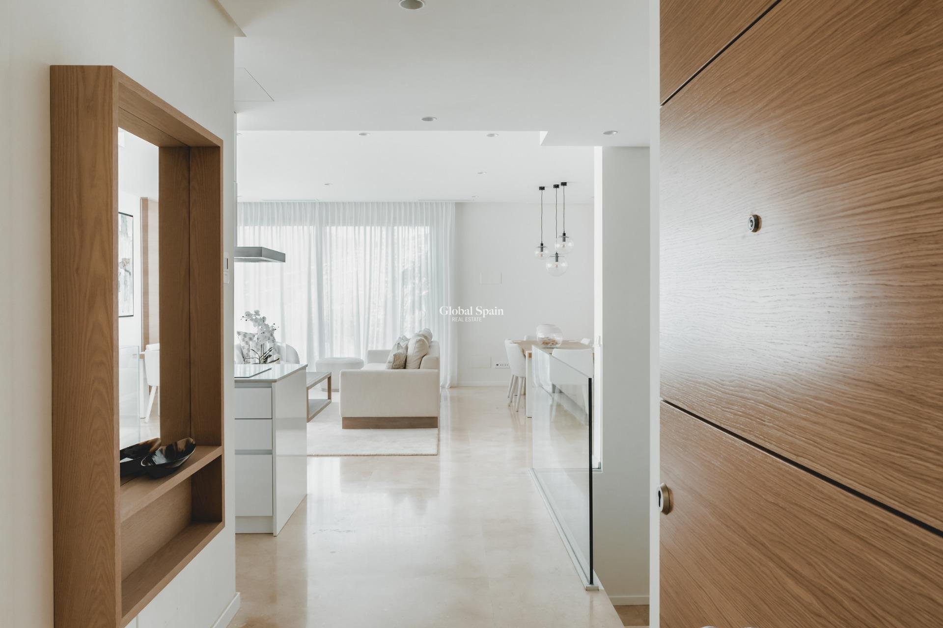 Nueva construcción  - APARTAMENTO -
BENAHAVÍS - Parque Botanico