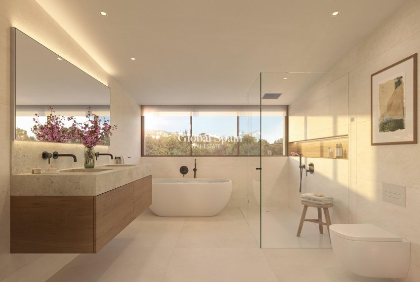 Nueva construcción  - APARTAMENTO -
BENALMÁDENA - Torremuelle