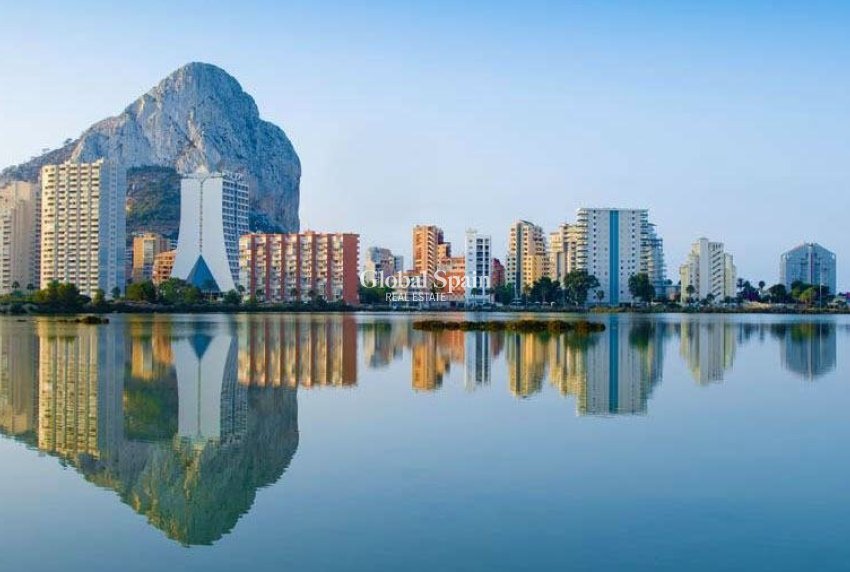 Nueva construcción  - APARTAMENTO -
CALPE - Playa del Bol