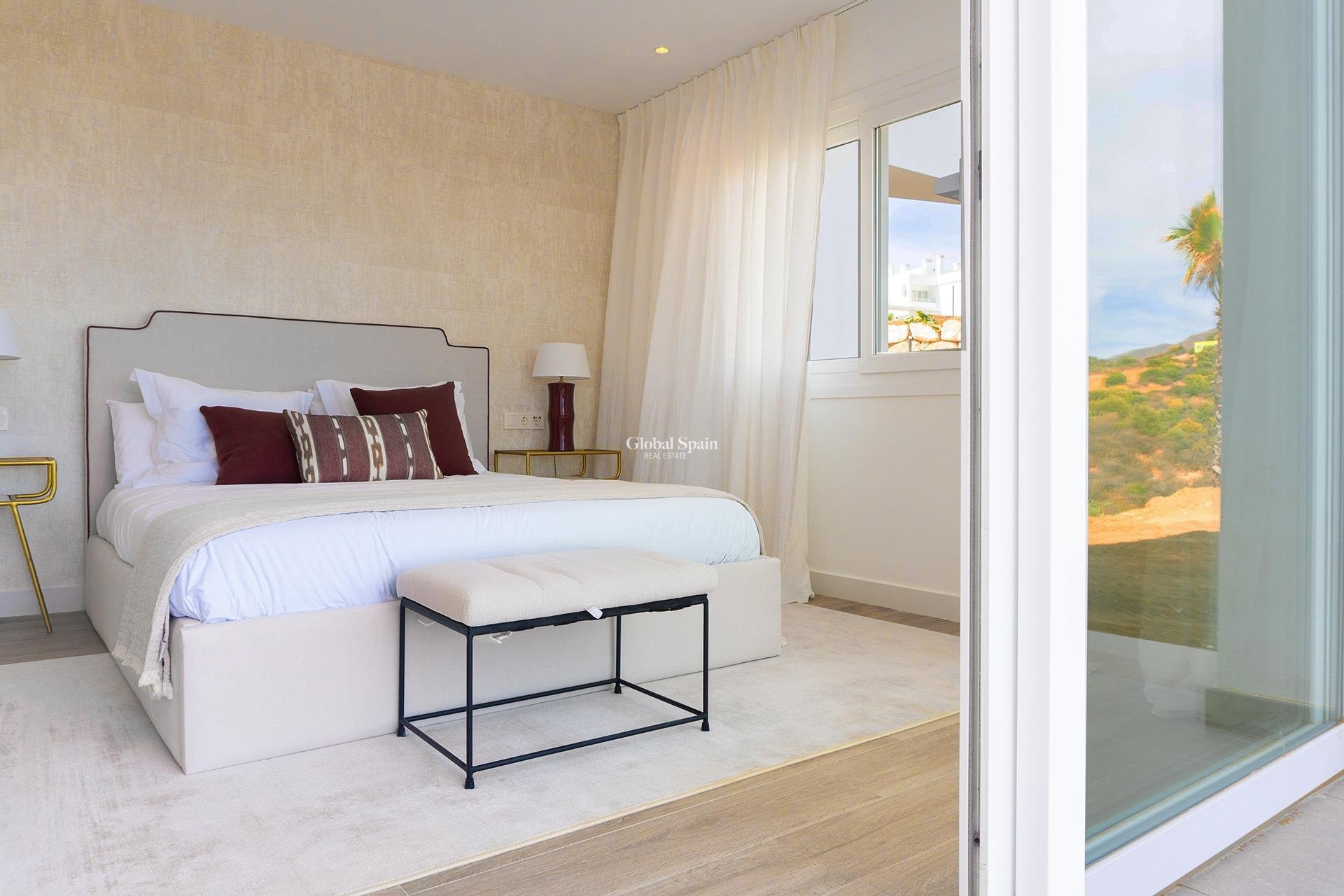 Nueva construcción  - APARTAMENTO -
CASARES - Camarate