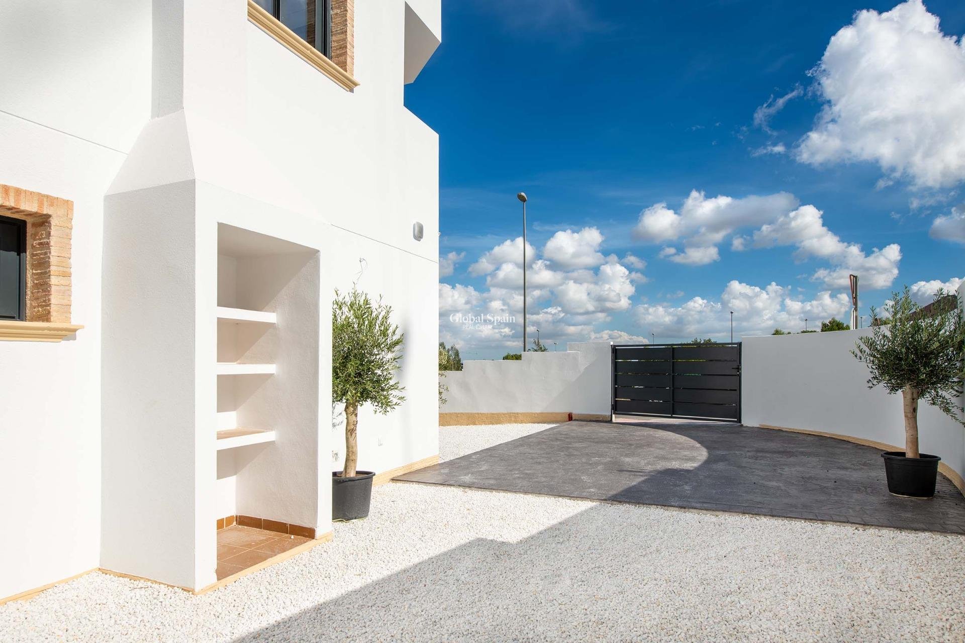 Nueva construcción  - APARTAMENTO -
COX - San Fernando