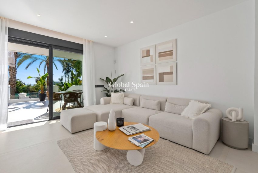 Nueva construcción  - APARTAMENTO -
ESTEPONA - El Paraíso