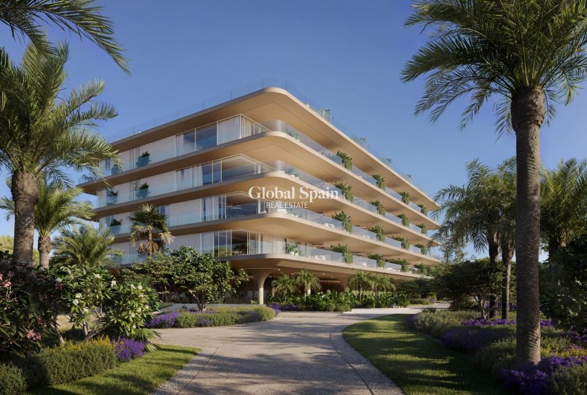 Nueva construcción  - APARTAMENTO -
ESTEPONA - Playa de La Cala
