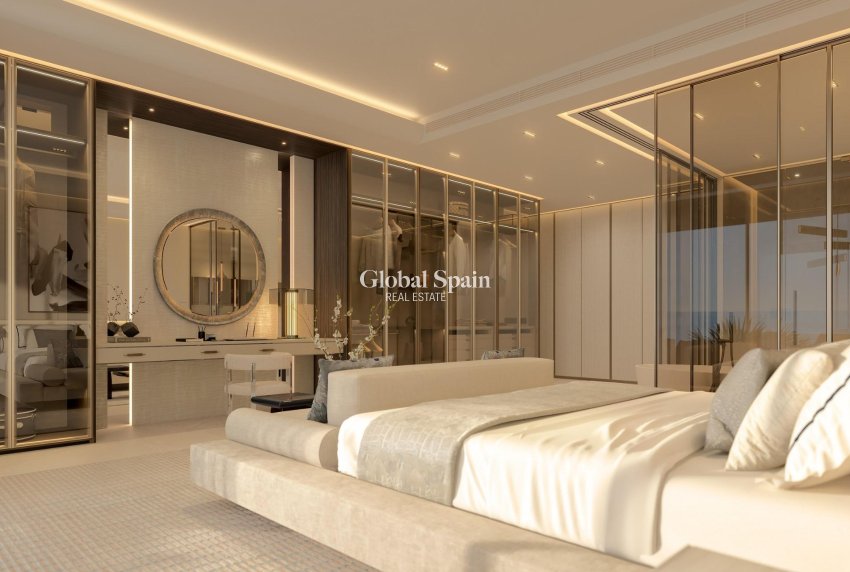 Nueva construcción  - APARTAMENTO -
ESTEPONA - Playa de La Cala