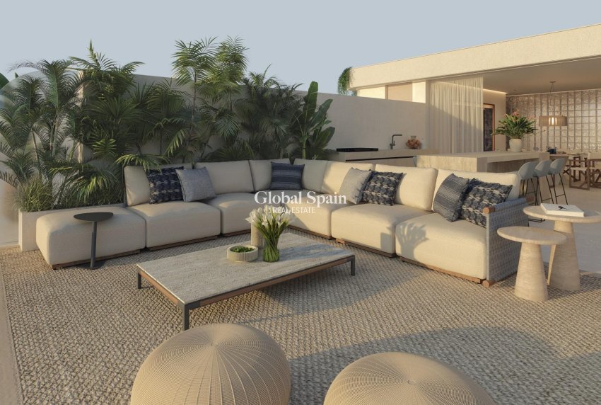 Nueva construcción  - APARTAMENTO -
ESTEPONA - Playa de La Cala