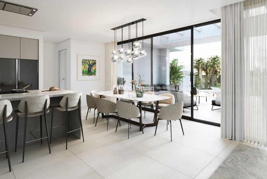 Nueva construcción  - APARTAMENTO -
ESTEPONA - Reinoso