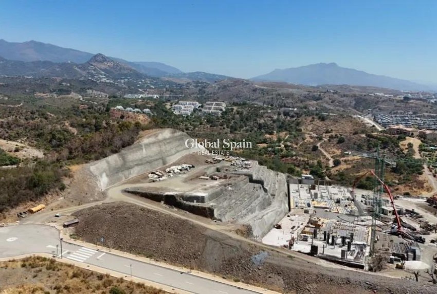 Nueva construcción  - APARTAMENTO -
ESTEPONA - Selwo