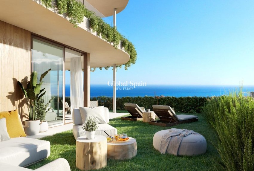 Nueva construcción  - APARTAMENTO -
FUENGIROLA - Higueron