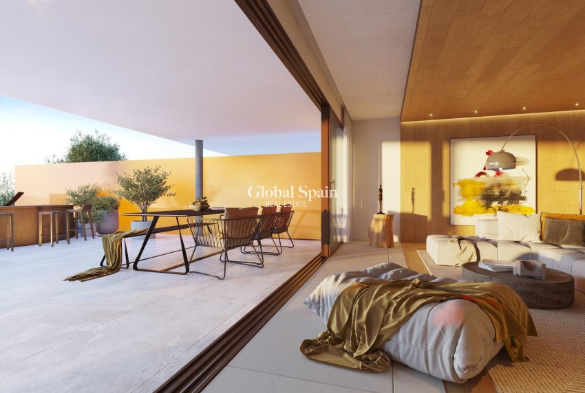 Nueva construcción  - APARTAMENTO -
FUENGIROLA - Higueron