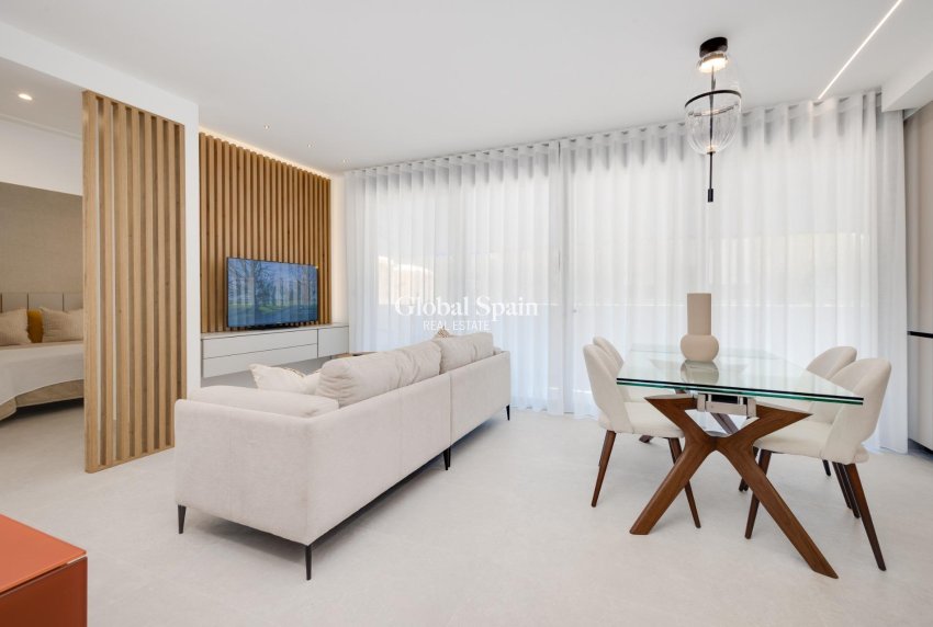 Nueva construcción  - APARTAMENTO -
GUARDAMAR DEL SEGURA - Avda del Puerto