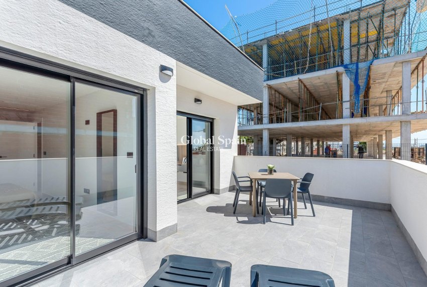 Nueva construcción  - APARTAMENTO -
GUARDAMAR DEL SEGURA - EL RASO