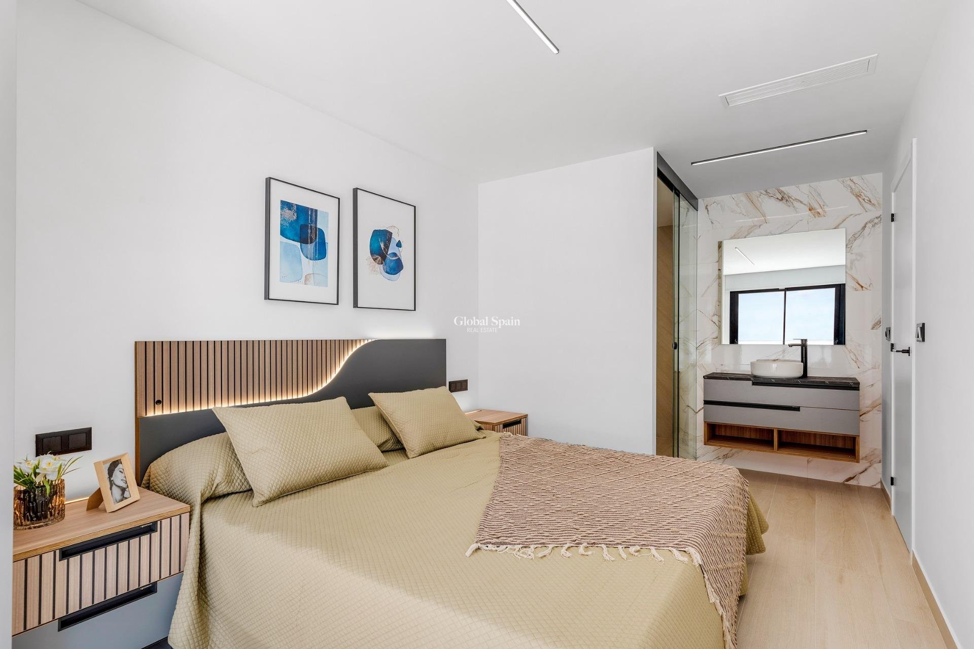 Nueva construcción  - APARTAMENTO -
GUARDAMAR DEL SEGURA - EL RASO