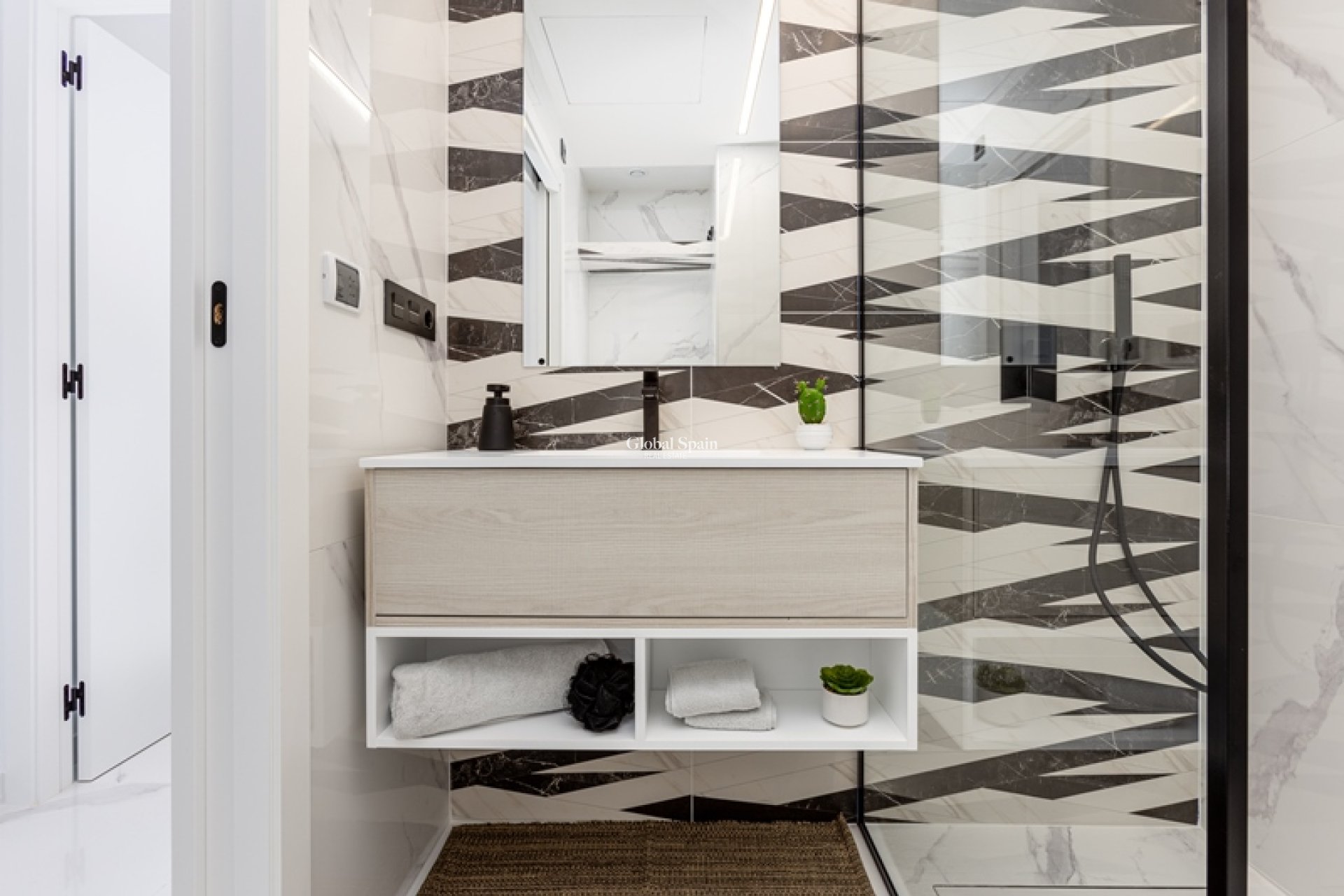 Nueva construcción  - APARTAMENTO -
GUARDAMAR DEL SEGURA - EL RASO