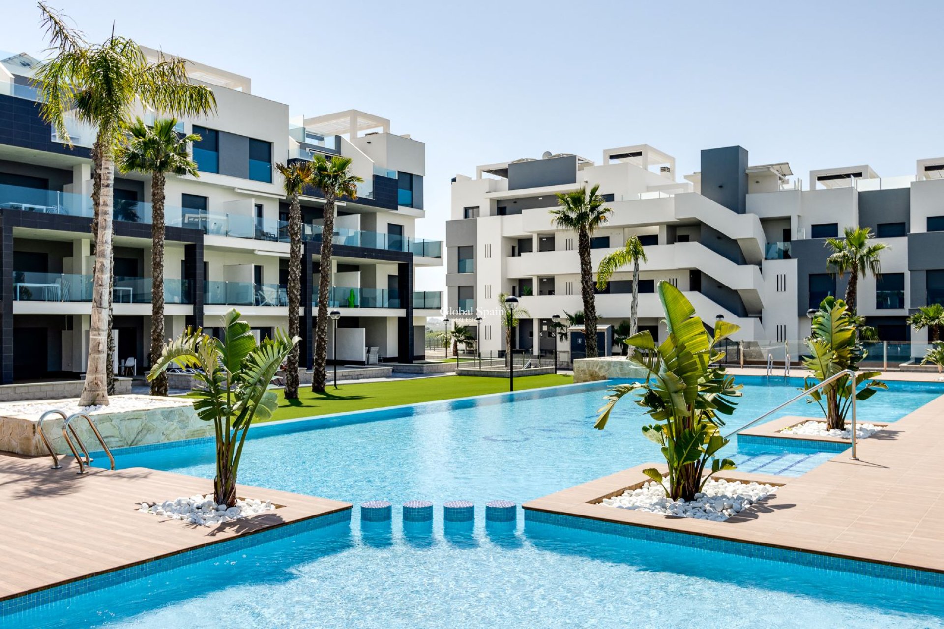 Nueva construcción  - APARTAMENTO -
GUARDAMAR DEL SEGURA - EL RASO
