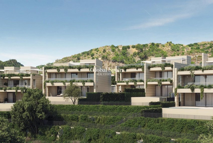 Nueva construcción  - APARTAMENTO -
MARBELLA - Elviria