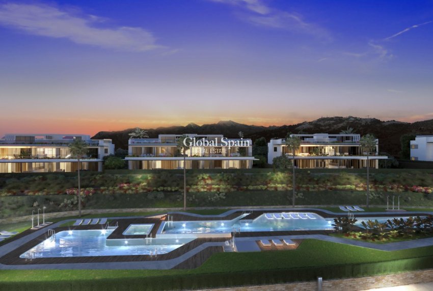 Nueva construcción  - APARTAMENTO -
MARBELLA - Los Monteros