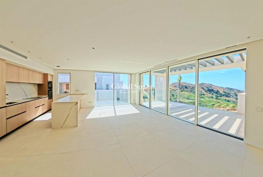Nueva construcción  - APARTAMENTO -
OJÉN - El Soto De Marbella