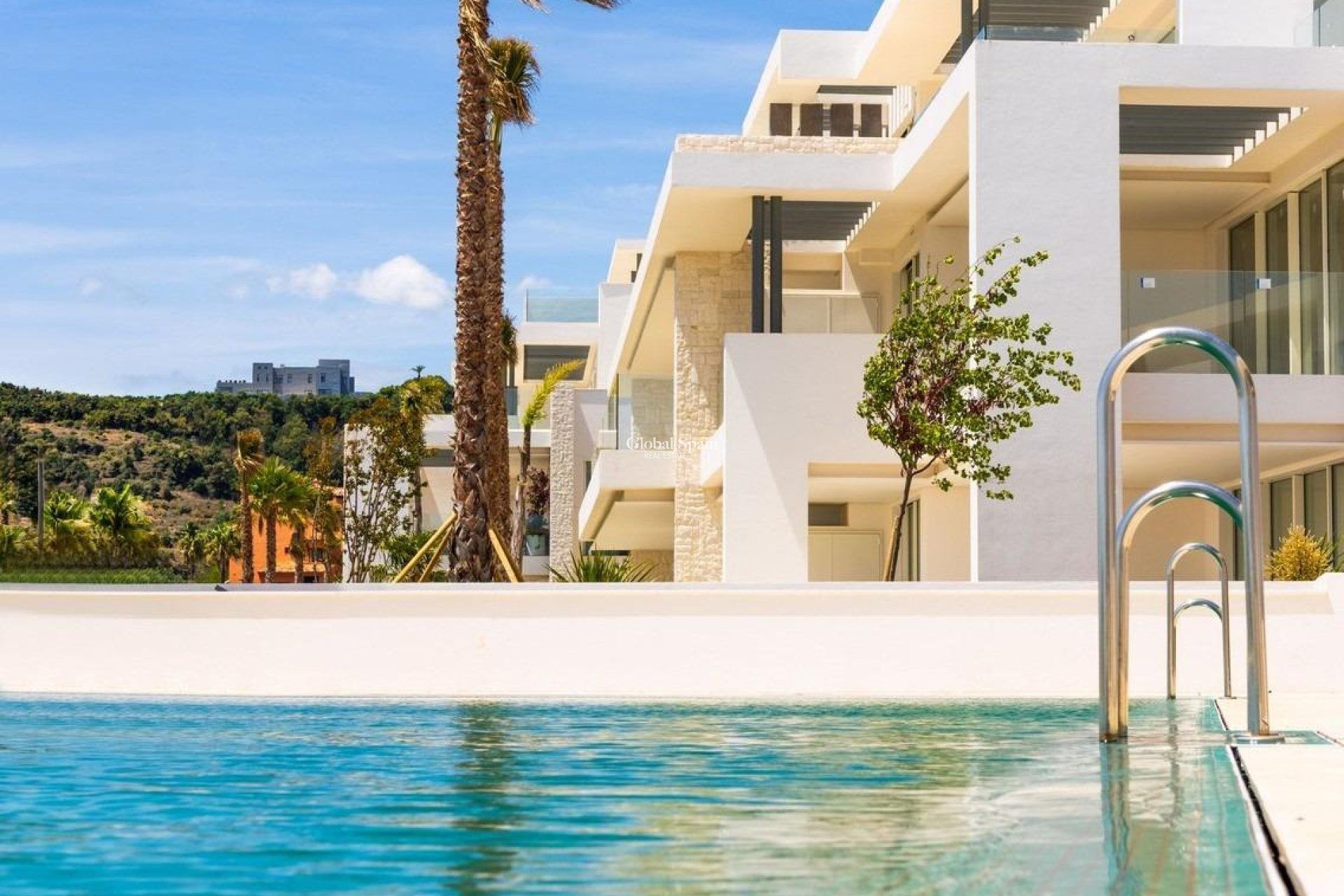 Nueva construcción  - APARTAMENTO -
OJÉN - El Soto De Marbella
